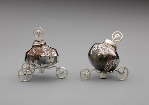 清华美院孙秋爽荣获“紫金奖”银奖 传统工艺与现代设计的交融之光